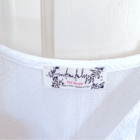 Free People flowing lace strap blouse top Small / S - Picture 4 of 4